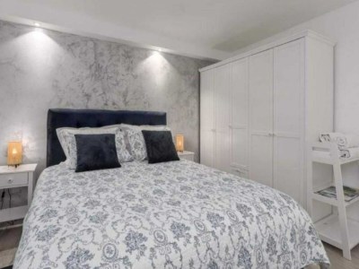 Apartment Two Bedroom Apartment with Terrace - Features photo 19