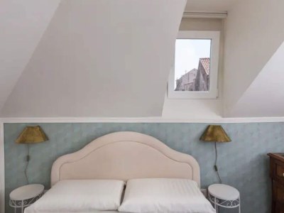 Apartment Double Room with Old town view - Features photo 15