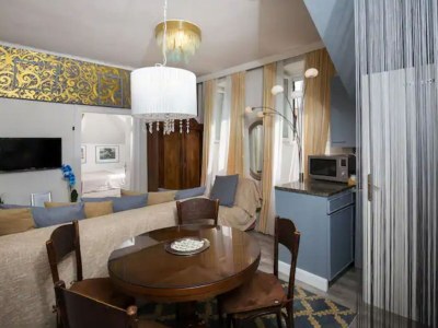 Apartment Double Room with Old town view - Features photo 20