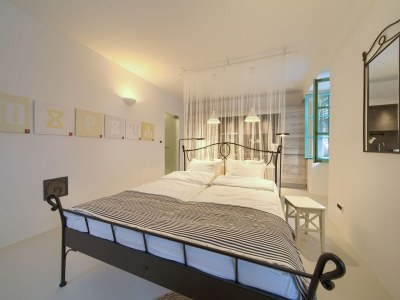 Apartment Vibrant and Elegant Downtown Krk Apartments - Classic Studio Apartment - Features photo 8