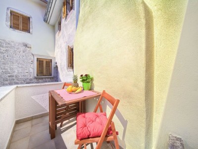 Apartment Chic and Charming Krk Downtown Apartments - Standard Studio Apartment - Outdoor photo 2