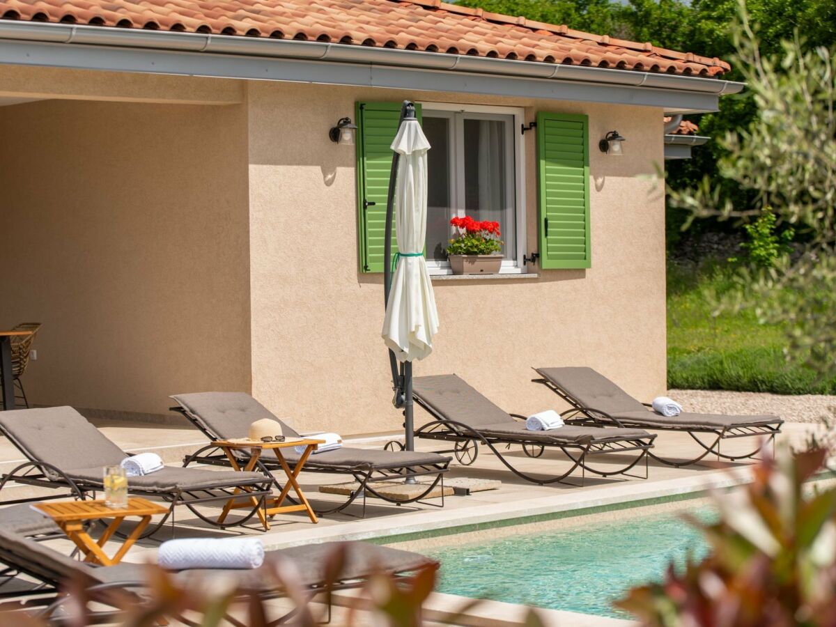 Holiday house Holiday Home Milevoj - Three Bedroom Holiday Home