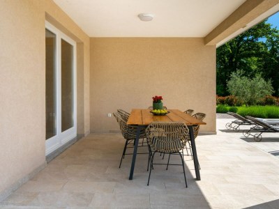 Holiday house Holiday Home Milevoj - Three Bedroom Holiday Home - Outdoor photo 2