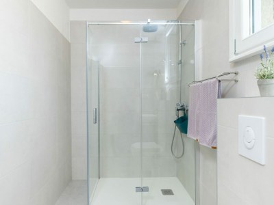 Holiday house Holiday Home Milevoj - Three Bedroom Holiday Home - Features photo 18