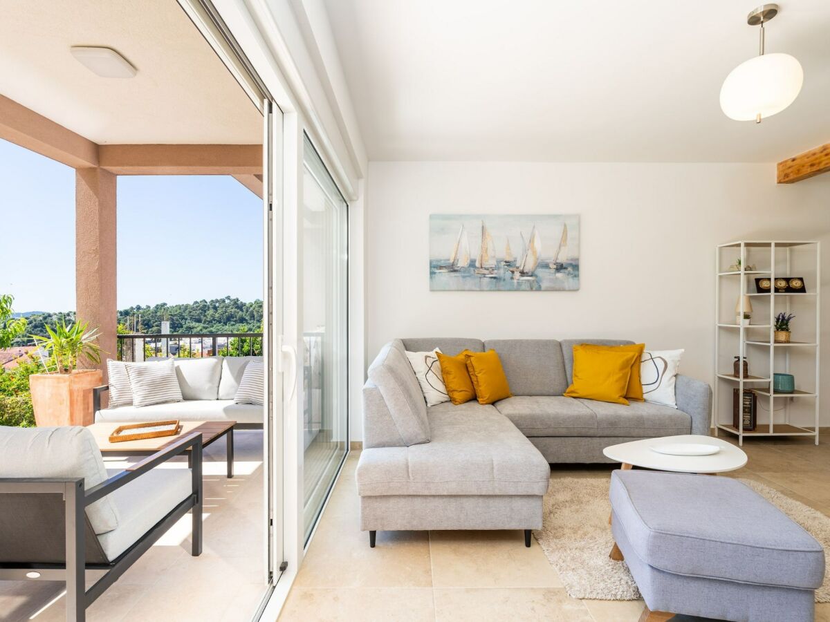 Apartment Apartment Bella Vista - Two Bedroom Apartment with Sea View