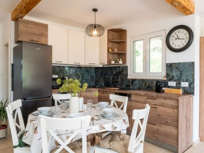 Apartment Apartment Bella Vista - Two Bedroom Apartment with Sea View - Features photo 6