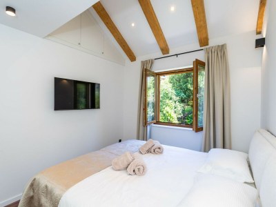 Apartment Apartment Sunset Cavtat-Two Bedroom Apartment with Balcony - Features photo 12