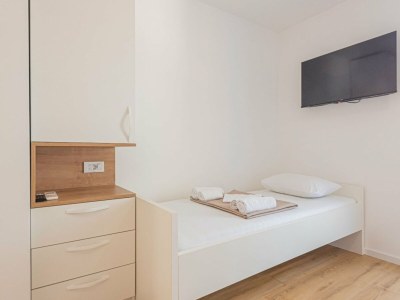 Holiday house Holiday Home Iva - Three Bedroom Holiday Home - Features photo 5