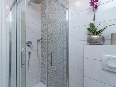 Apartment Apartment Villa Daniela - Three Bedroom Apartment with Terrace - Features photo 26