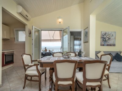 Apartment Apartment Villa Daniela - Three Bedroom Apartment with Terrace - Features photo 27