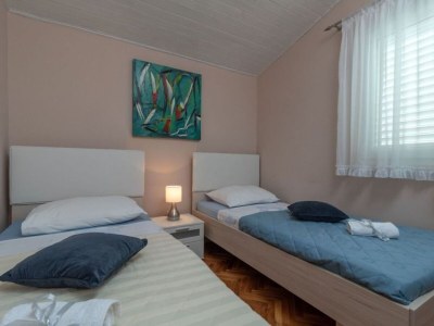 Apartment Apartment Villa Daniela - Three Bedroom Apartment with Terrace - Features photo 28