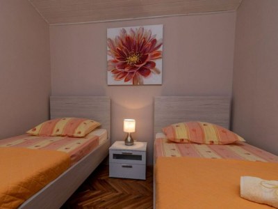 Apartment Apartment Villa Daniela - Three Bedroom Apartment with Terrace - Features photo 34