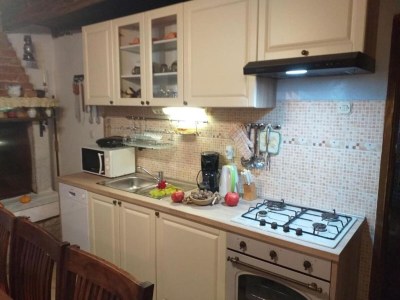 Holiday house Three Bedroom Holiday Home with Private Pool - Features photo 22