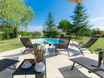 Holiday house Three Bedroom Holiday Home with Private Pool - Outdoor photo 35