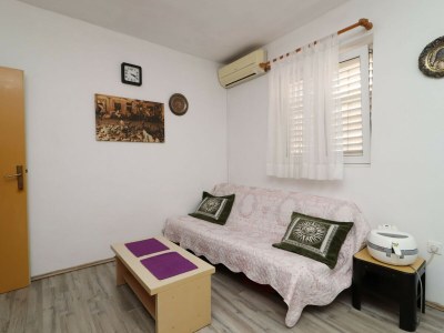 Apartment Apartments Karbuni By The Sea - Two Bedroom Apartment with Terrace and Sea View - (A1) - Features photo 3