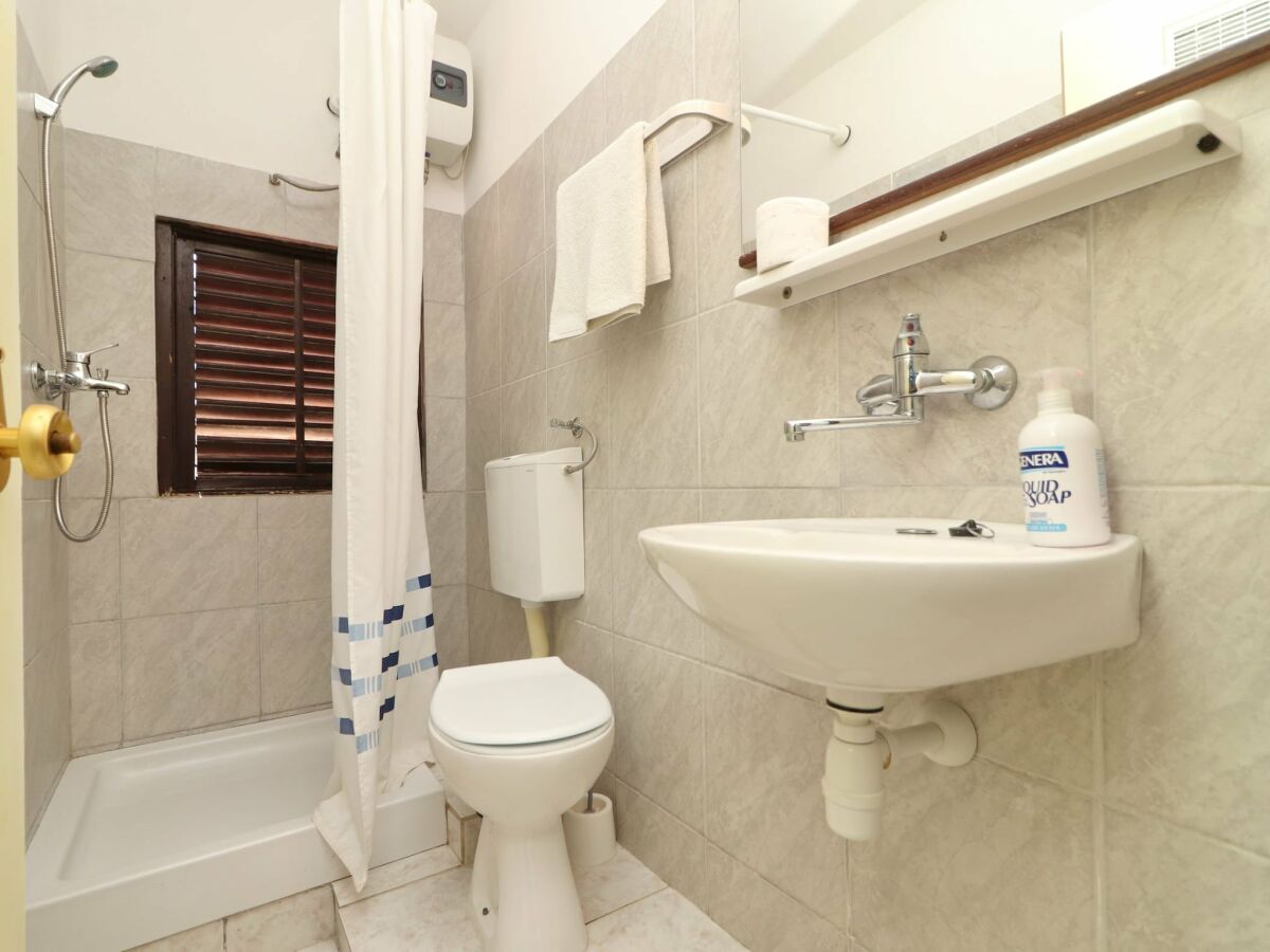 Apartment Apartments Karbuni By The Sea - One Bedroom apartment with Terrace and Sea View (A4)