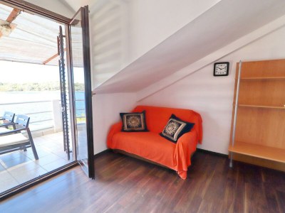 Apartment Apartments Karbuni By The Sea - One Bedroom apartment with Terrace and Sea View (A4) - Features photo 6