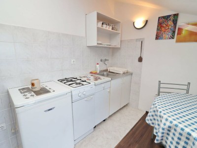 Apartment Apartments Karbuni By The Sea - One Bedroom apartment with Terrace and Sea View (A4) - Features photo 10