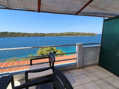 Apartment Apartments Karbuni By The Sea - One Bedroom apartment with Terrace and Sea View (A4) - Outdoor photo 12