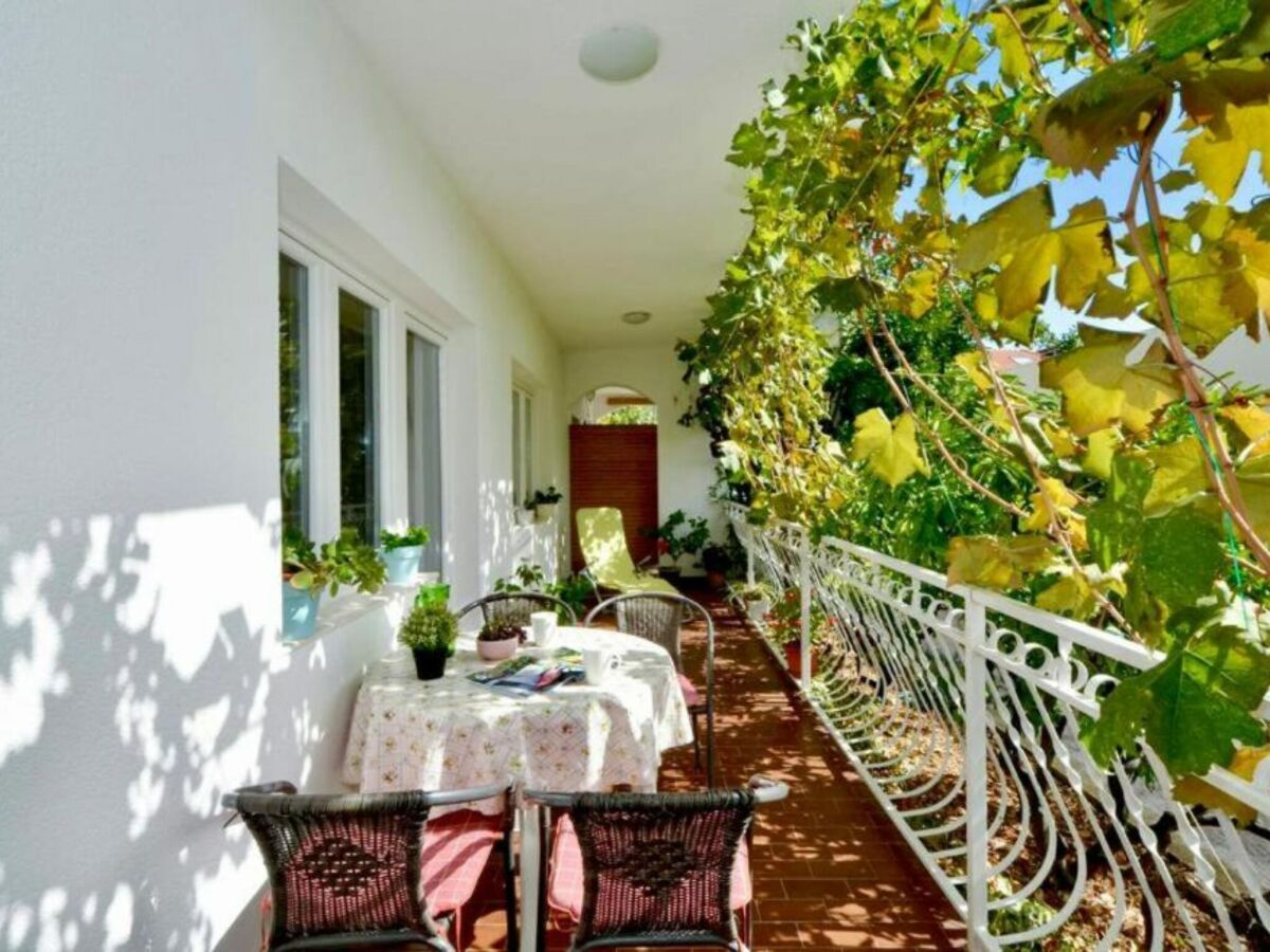 Apartment Apartments Nina - Two Bedroom Apartment with Balcony A1 - Outdoor photo 5