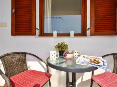 Apartment Apartments Nina - Two Bedroom Apartment with Balcony A1 - Features photo 13