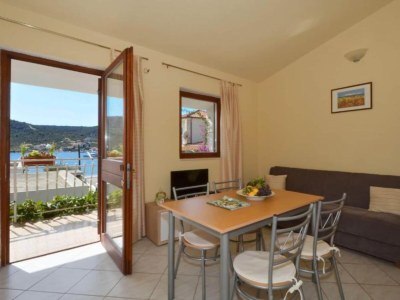 Apartment Apartments Nina - Two Bedroom Apartment with Balcony A1 - Features photo 14