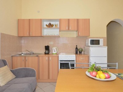 Apartment Apartments Nina - Two Bedroom Apartment with Balcony A1 - Features photo 18