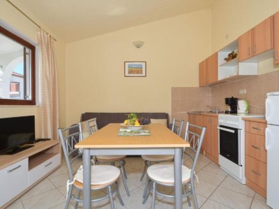 Apartment Apartments Nina - Two Bedroom Apartment with Balcony A1 - Features photo 20