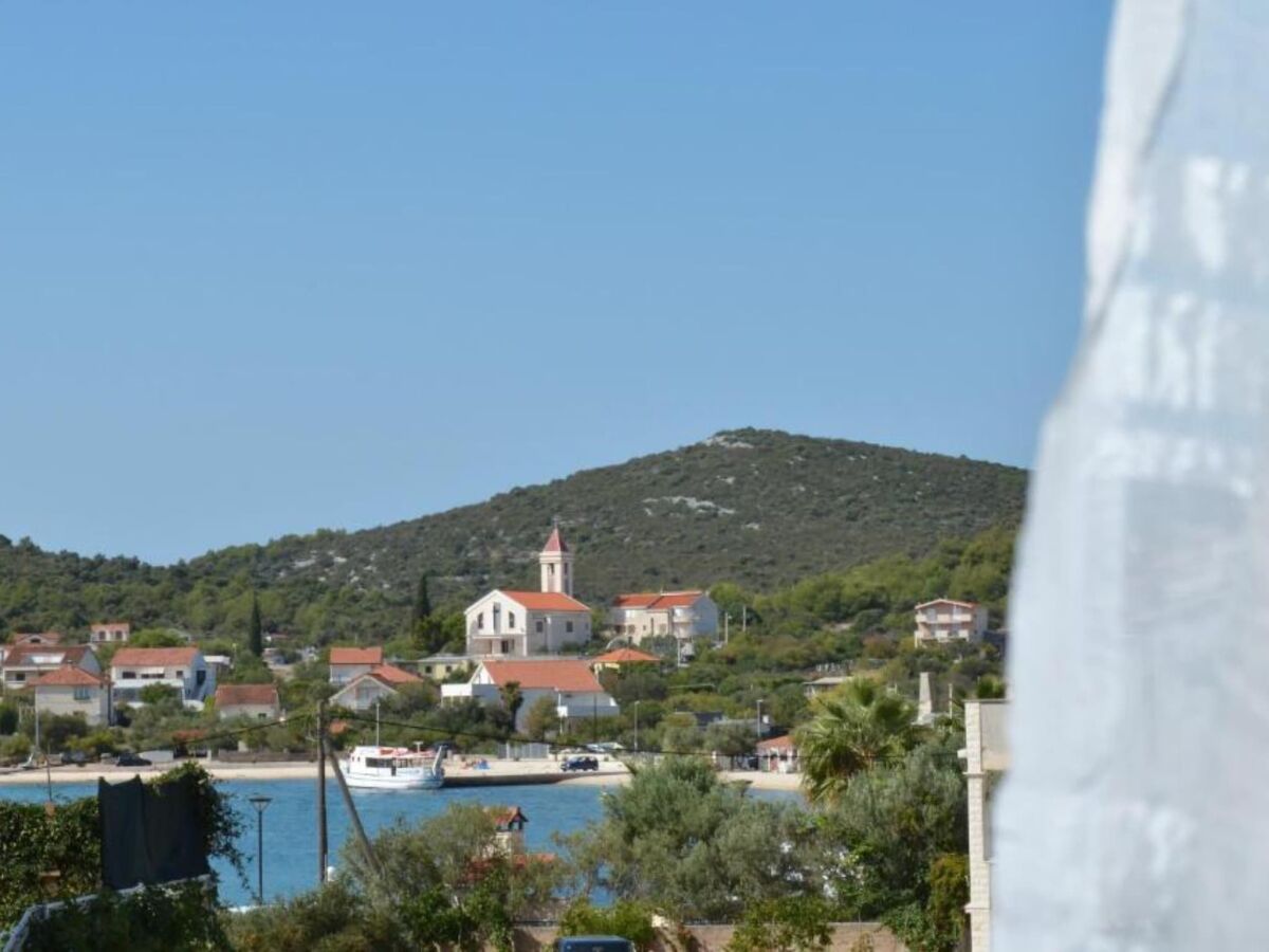 Apartment Apartments Nina - One Bedroom Apartment with Balcony A2 - Outdoor photo 3