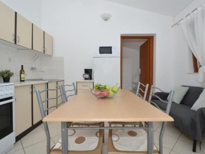 Apartment Apartments Nina - Two Bedroom Apartment with Balcony A3 - Features photo 16