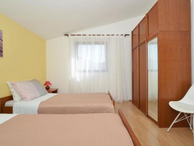 Apartment Apartments Nina - Two Bedroom Apartment with Balcony A3 - Features photo 24