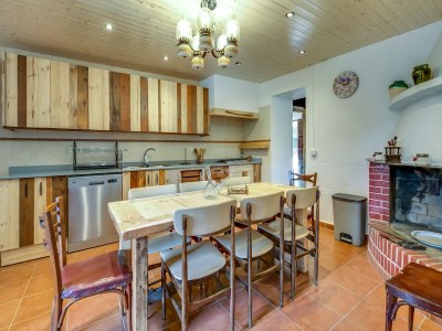 Holiday house Villa in Palafolls mit Pool und Grillplatz - Features photo 8