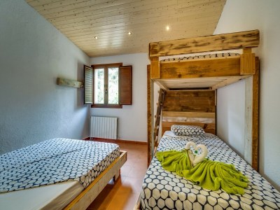 Holiday house Villa in Palafolls mit Pool und Grillplatz - Features photo 11