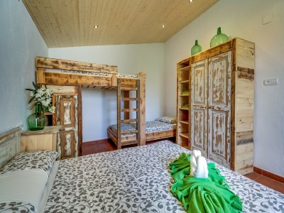 Holiday house Villa in Palafolls mit Pool und Grillplatz - Features photo 26