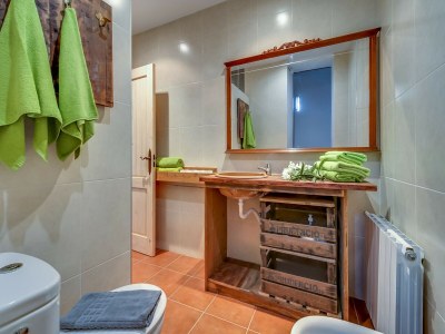 Holiday house Villa in Palafolls mit Pool und Grillplatz - Features photo 30