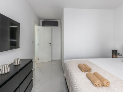 Apartment Apartments Bregha - Three Bedroom Apartment with Terrace - Features photo 9