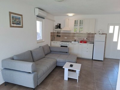 Holiday house Nane Garden house with heat pool - Features photo 5