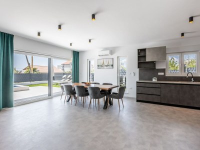 Villa Villa Bonce - Five Bedroom Villa with Private Swimming Pool - Features photo 27