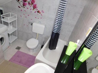 Apartment Apartments Roščić - Two Bedroom Apartment with Balcony - Features photo 17