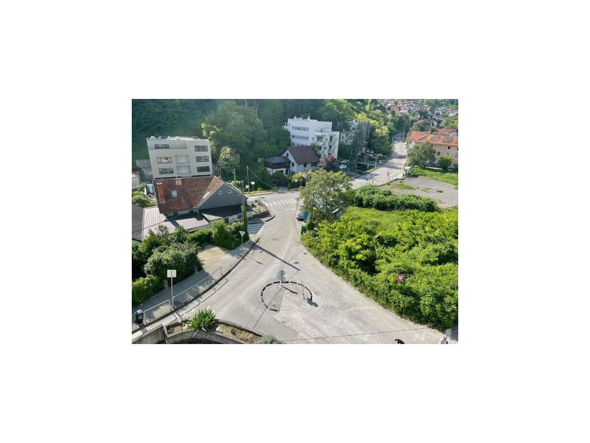 Apartment Modern & Charming - Free Private Parking - One Bedroom Apartment - Outdoor photo 2