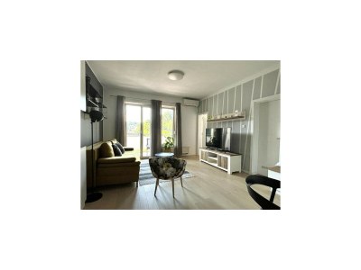 Apartment Modern & Charming - Free Private Parking - One Bedroom Apartment - Outdoor photo 12