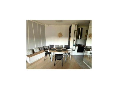 Apartment Modern & Charming - Free Private Parking - One Bedroom Apartment - Outdoor photo 13