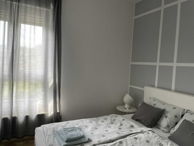 Apartment Modern & Charming - Free Private Parking - One Bedroom Apartment - Outdoor photo 25