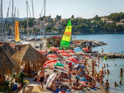 Apartment Lumbarda Resort Apartments - Comfort Two-Bedroom Apartment  D5 - Outdoor photo 19