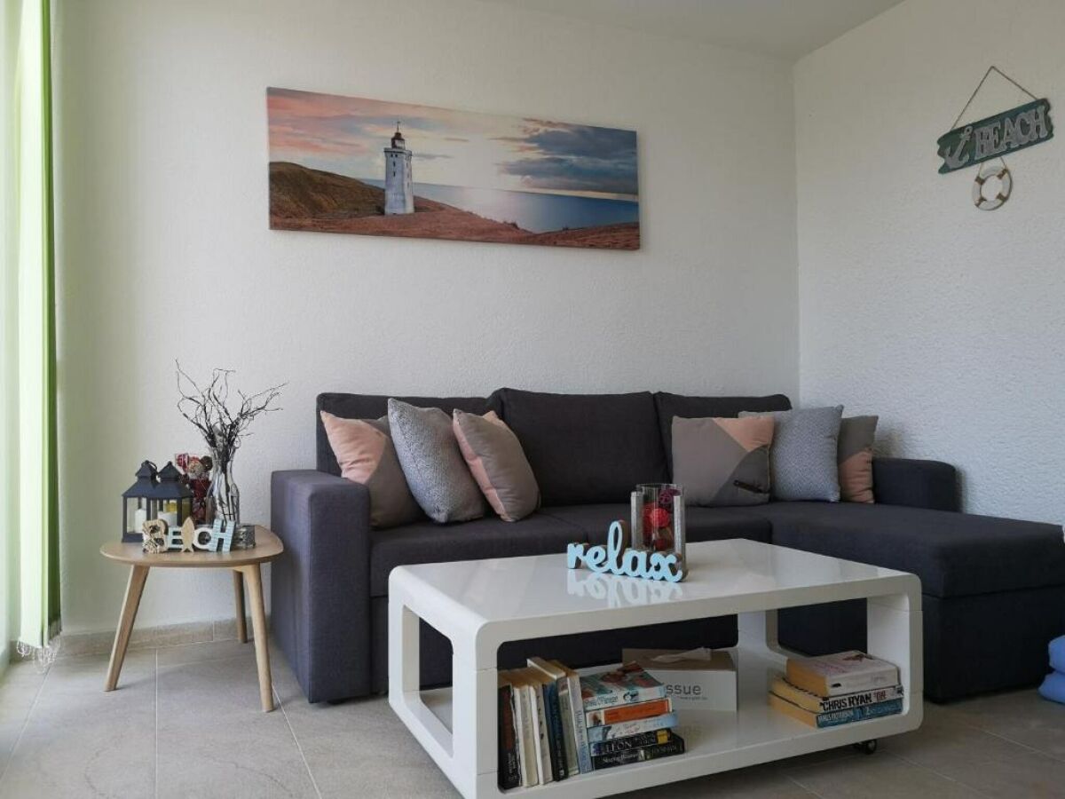 Apartment Lumbarda Resort Apartments - Superior Two bedroom Apartment with Mountain View  E1 - Features photo 4