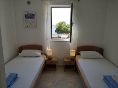 Apartment Lumbarda Resort Apartments - Superior Two bedroom Apartment with Mountain View  E1 - Features photo 7