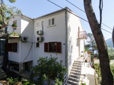 Apartment Guest House Sobra 38 - Double Room with Balcony and External Bathroom 5 - Outdoor photo 9