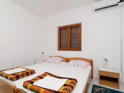 Apartment Guest House Sobra 38 - Double Room with Balcony and External Bathroom 5 - Features photo 26