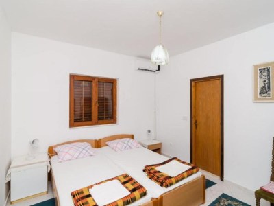 Apartment Guest House Sobra 38 - Double Room with Balcony and External Bathroom 5 - Features photo 34
