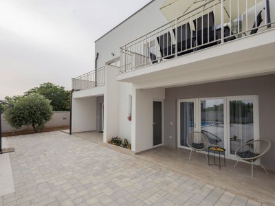 Holiday house Holiday Home Milutin 1 - Four Bedroom Holiday Home with Private Pool - Outdoor photo 5